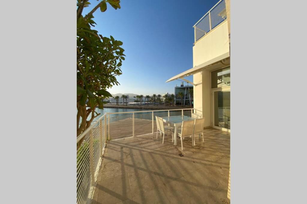 Haverim Ba'Lagouna Amazing Duplex 3Br Front Sea Apartment Ейлат Екстериор снимка